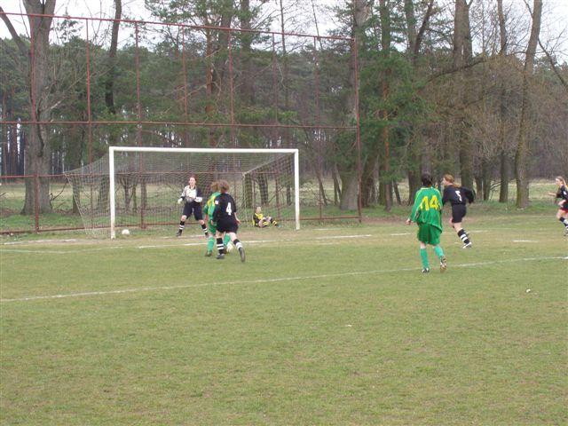 Starší žáci :ženy FC 4:0